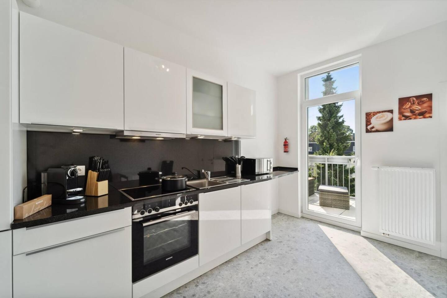 Infinity Stay Ferienapartments Rheinstrasse Wilhelmshaven Bagian luar foto