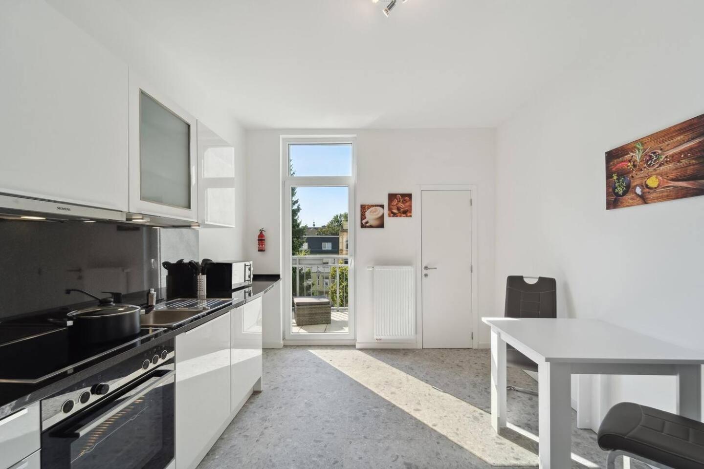 Infinity Stay Ferienapartments Rheinstrasse Wilhelmshaven Bagian luar foto