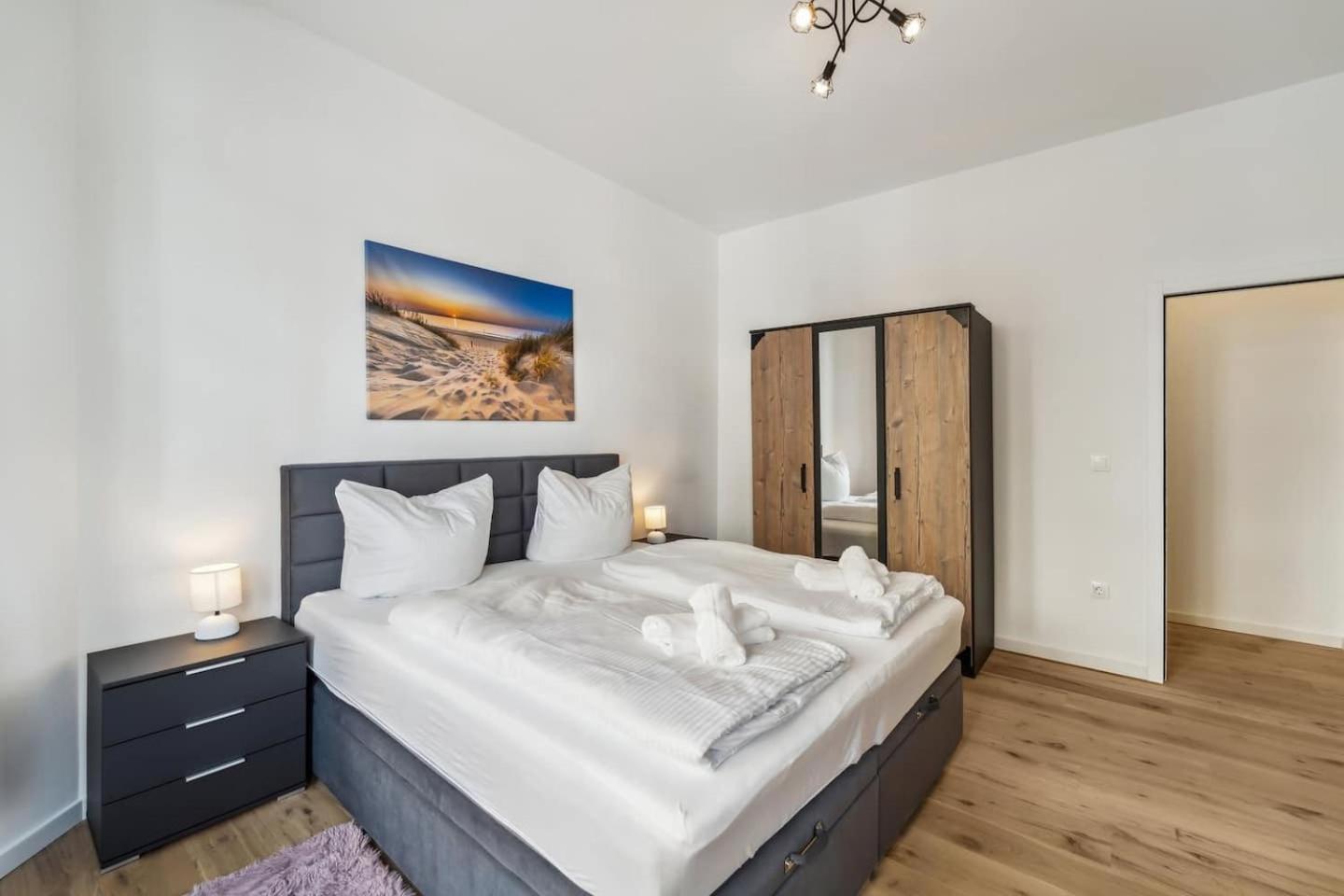 Infinity Stay Ferienapartments Rheinstrasse Wilhelmshaven Bagian luar foto