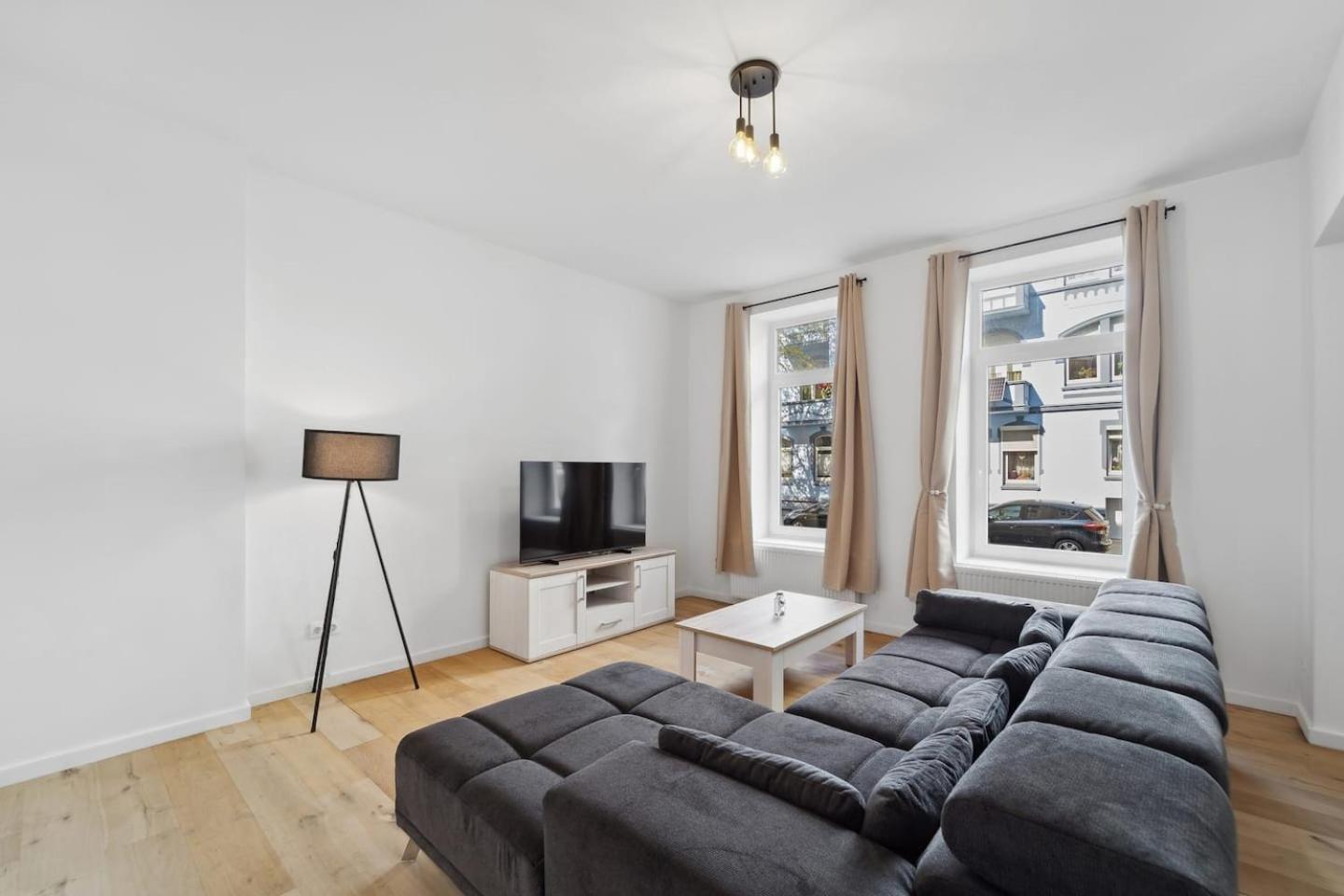 Infinity Stay Ferienapartments Rheinstrasse Wilhelmshaven Bagian luar foto