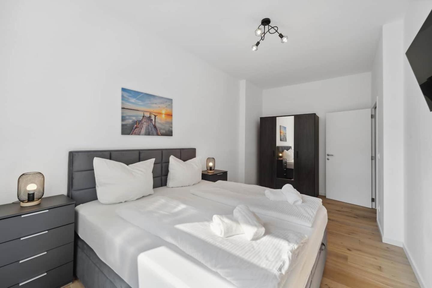 Infinity Stay Ferienapartments Rheinstrasse Wilhelmshaven Bagian luar foto