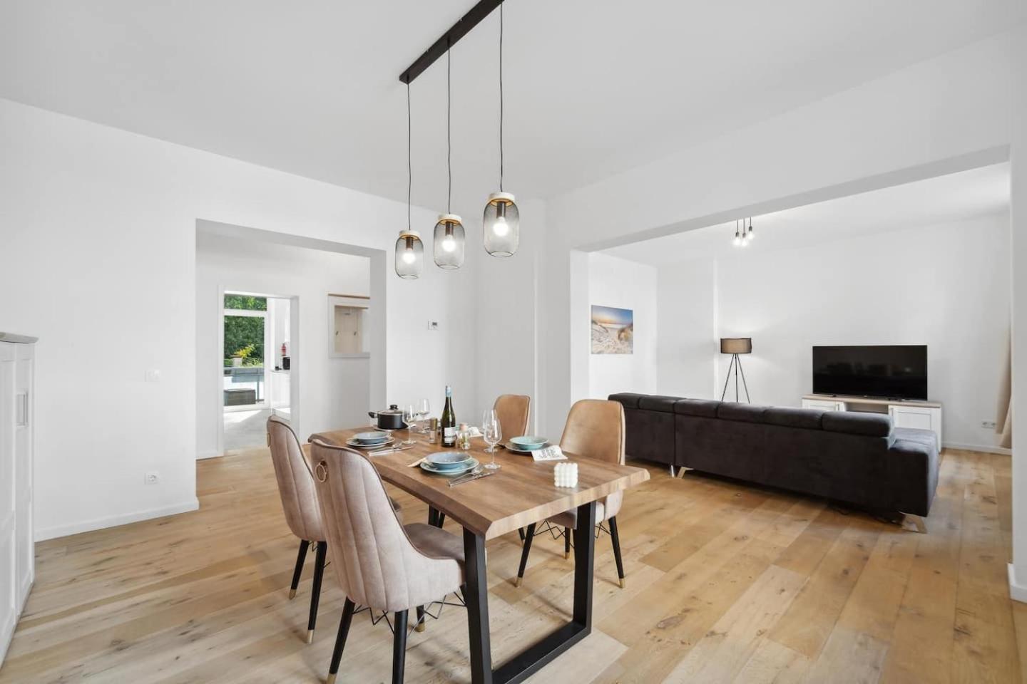 Infinity Stay Ferienapartments Rheinstrasse Wilhelmshaven Bagian luar foto
