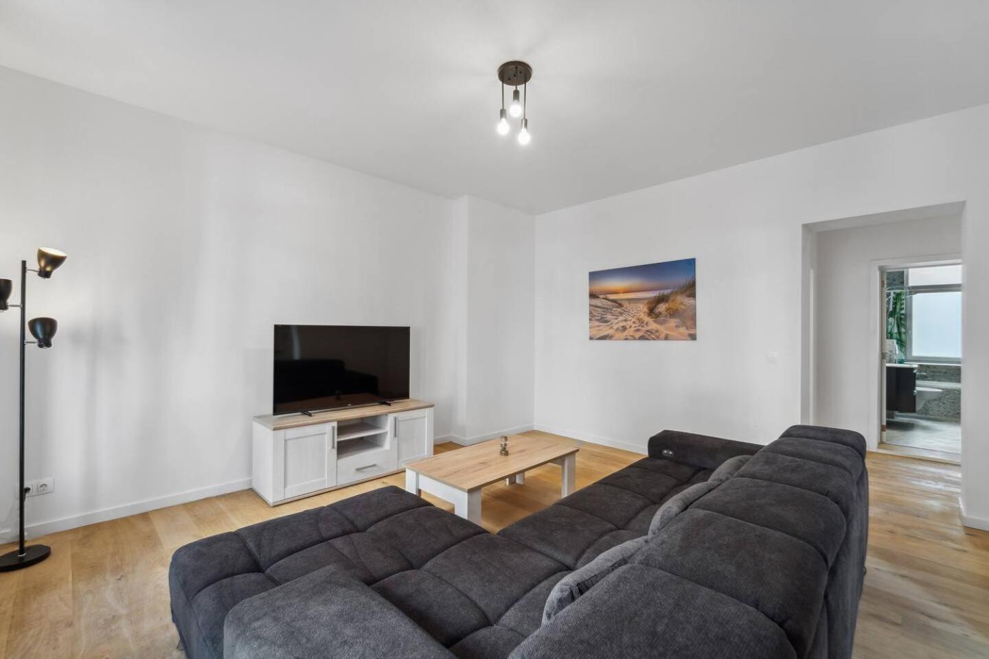Infinity Stay Ferienapartments Rheinstrasse Wilhelmshaven Bagian luar foto