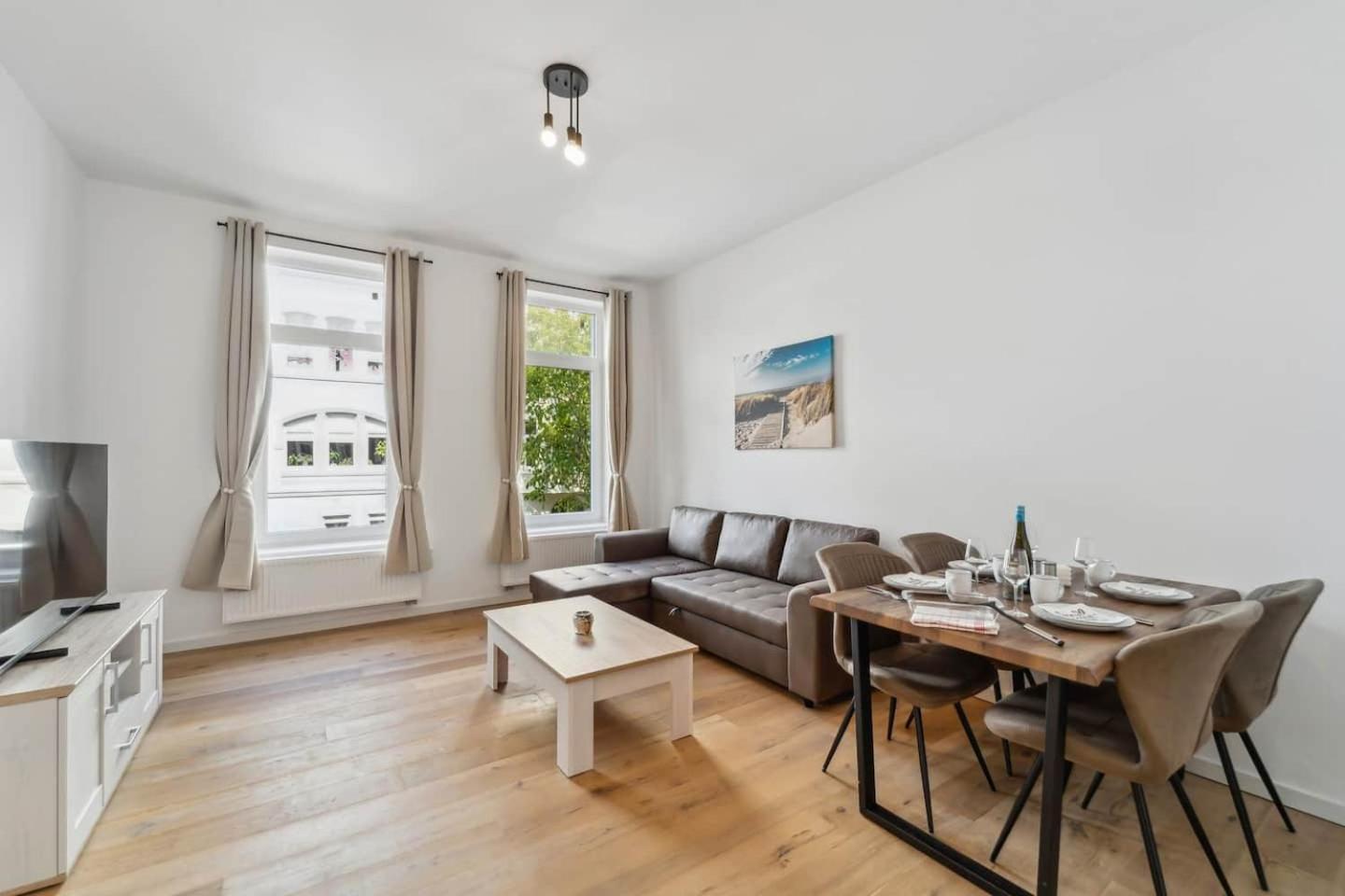 Infinity Stay Ferienapartments Rheinstrasse Wilhelmshaven Bagian luar foto